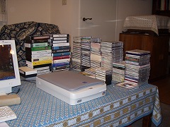 �b�c�A�r�f�I�e�[�v�A�J�Z�b�g�e�[�v�̎R�ƃX�L���i�[