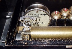 �`���[���E�C���W�P�[�^�[